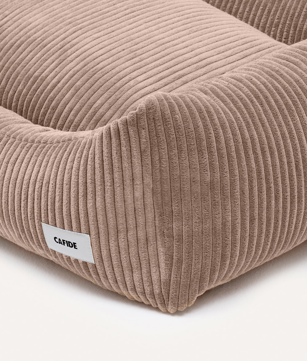 Corduroy comfortbed met verhoogde rand Mokka